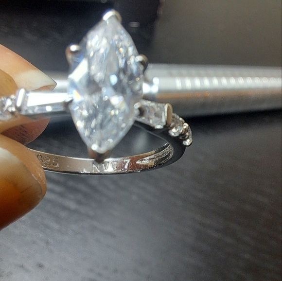 925 Sterling Silver Nataliya V Collister Marquise Cut Cubic Zirconia Ring - Picture 4 of 8